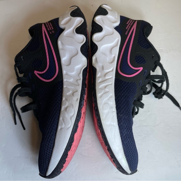 Nike Womens Renew Ride 2 CU3508-401 Navy Running Shoes Sneakers Size 7.5 - Picture 11 of 16